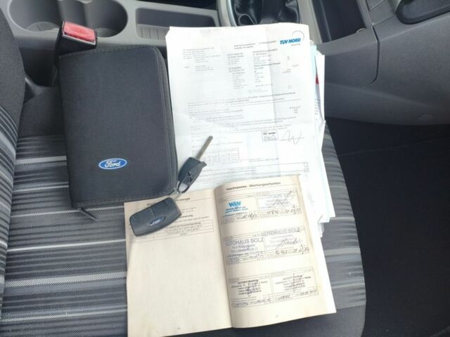 Синий Форд Фокус, объемом двигателя 1.6 л и пробегом 212 тыс. км за 5700 $, фото 23 на Automoto.ua