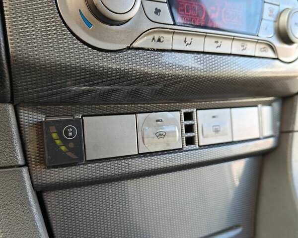 Синий Форд Фокус, объемом двигателя 1.6 л и пробегом 256 тыс. км за 6800 $, фото 45 на Automoto.ua