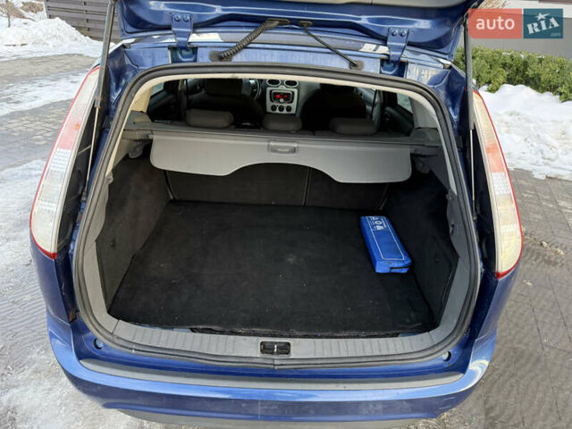 Синій Форд Фокус, об'ємом двигуна 1.6 л та пробігом 218 тис. км за 5300 $, фото 36 на Automoto.ua