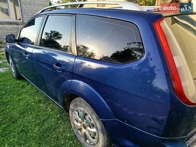 Синий Форд Фокус, объемом двигателя 1.6 л и пробегом 224 тыс. км за 5200 $, фото 13 на Automoto.ua