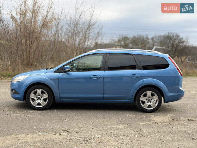 Синий Форд Фокус, объемом двигателя 1.6 л и пробегом 211 тыс. км за 4650 $, фото 7 на Automoto.ua