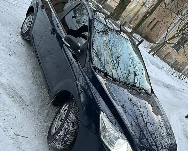 Синій Форд Фокус, об'ємом двигуна 1.56 л та пробігом 300 тис. км за 5100 $, фото 4 на Automoto.ua