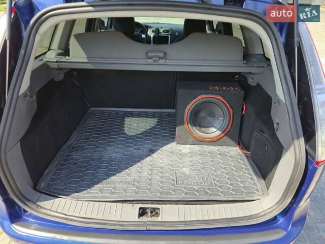 Форд Фокус 2009 в Харькове на Automoto.ua Синий Форд Фокус, объемом двигателя 2 л и пробегом 295 тыс. км за 7200 $, фото 15 на Automoto.ua