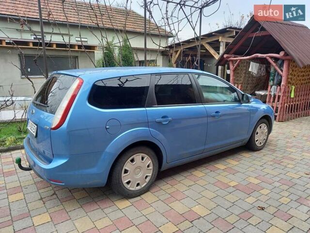 Синий Форд Фокус, объемом двигателя 1.6 л и пробегом 247 тыс. км за 6000 $, фото 1 на Automoto.ua