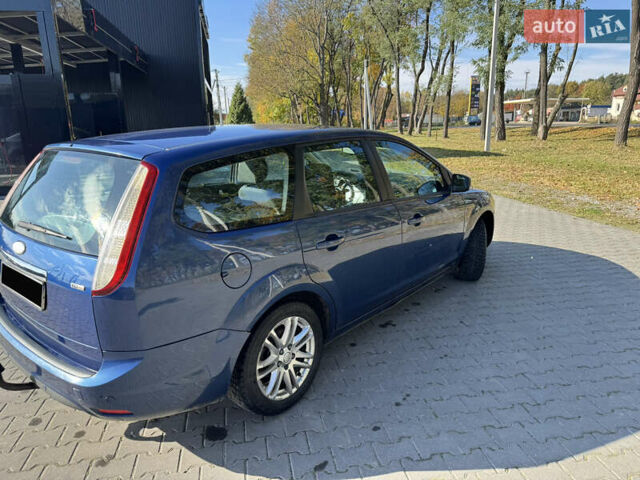 Синий Форд Фокус, объемом двигателя 1.6 л и пробегом 315 тыс. км за 5000 $, фото 2 на Automoto.ua