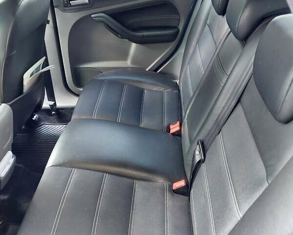 Синій Форд Фокус, об'ємом двигуна 1.8 л та пробігом 229 тис. км за 7300 $, фото 9 на Automoto.ua