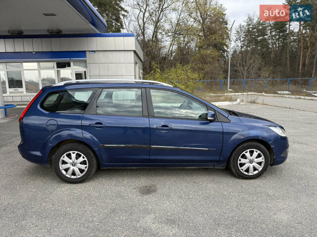 Синий Форд Фокус, объемом двигателя 1.6 л и пробегом 231 тыс. км за 4600 $, фото 4 на Automoto.ua