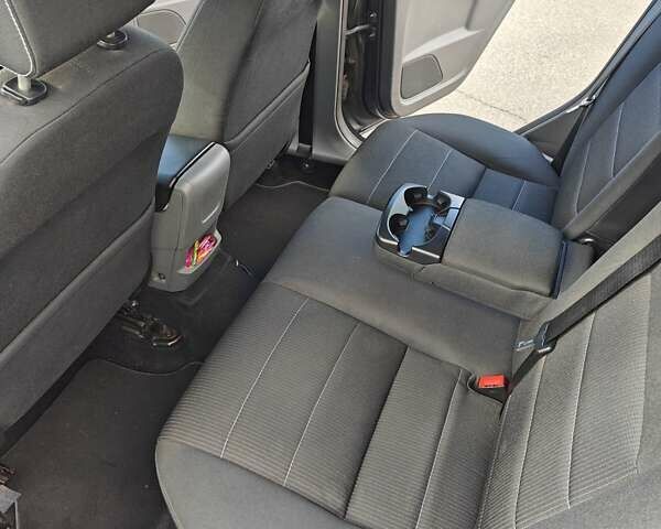 Синий Форд Фокус, объемом двигателя 1.6 л и пробегом 256 тыс. км за 6800 $, фото 40 на Automoto.ua