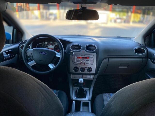 Синій Форд Фокус, об'ємом двигуна 1.6 л та пробігом 233 тис. км за 4650 $, фото 9 на Automoto.ua