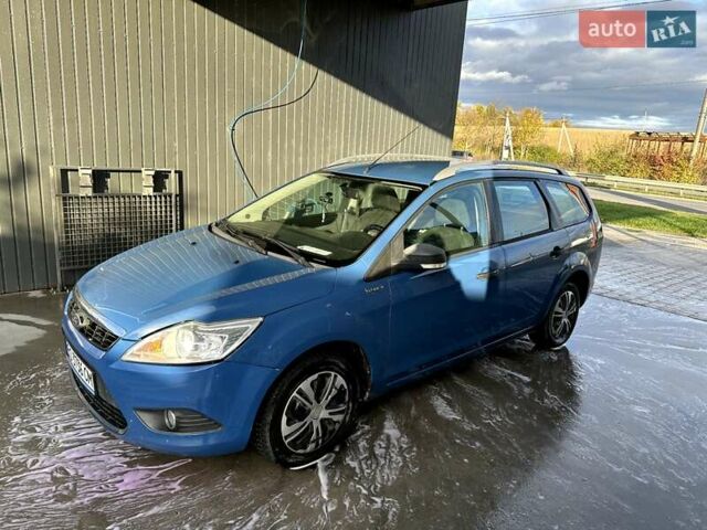 Синій Форд Фокус, об'ємом двигуна 1.6 л та пробігом 272 тис. км за 5500 $, фото 10 на Automoto.ua