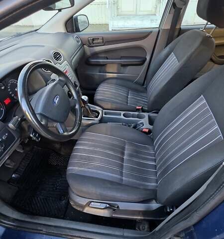 Синий Форд Фокус, объемом двигателя 1.56 л и пробегом 1 тыс. км за 4800 $, фото 4 на Automoto.ua