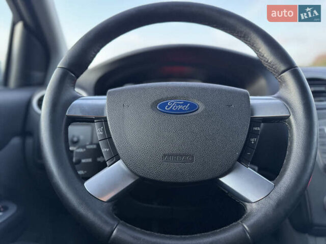 Синій Форд Фокус, об'ємом двигуна 1.6 л та пробігом 197 тис. км за 5999 $, фото 41 на Automoto.ua