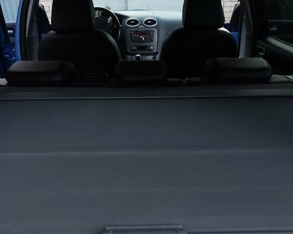 Синій Форд Фокус, об'ємом двигуна 1.8 л та пробігом 229 тис. км за 7300 $, фото 10 на Automoto.ua