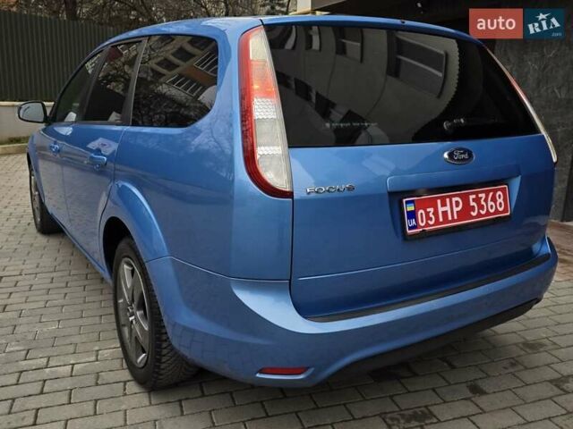Синий Форд Фокус, объемом двигателя 1.6 л и пробегом 169 тыс. км за 5350 $, фото 6 на Automoto.ua