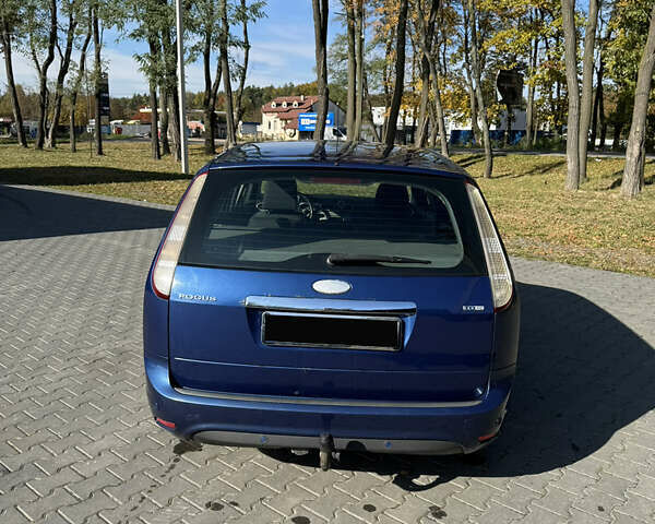 Синий Форд Фокус, объемом двигателя 1.6 л и пробегом 315 тыс. км за 5000 $, фото 3 на Automoto.ua