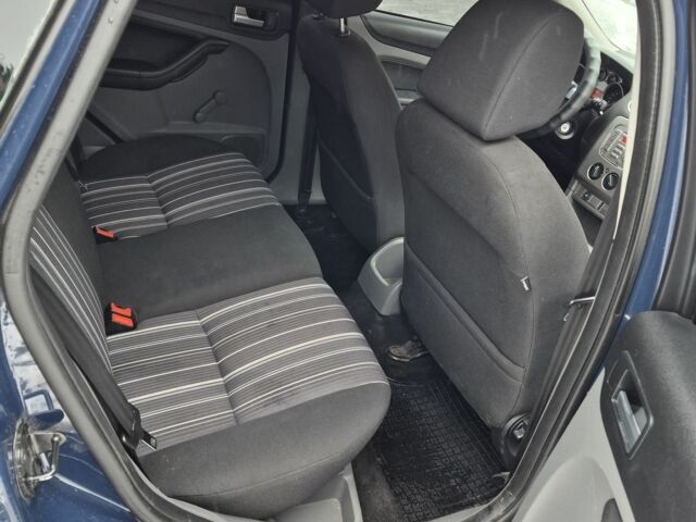 Синий Форд Фокус, объемом двигателя 1.6 л и пробегом 173 тыс. км за 6000 $, фото 5 на Automoto.ua