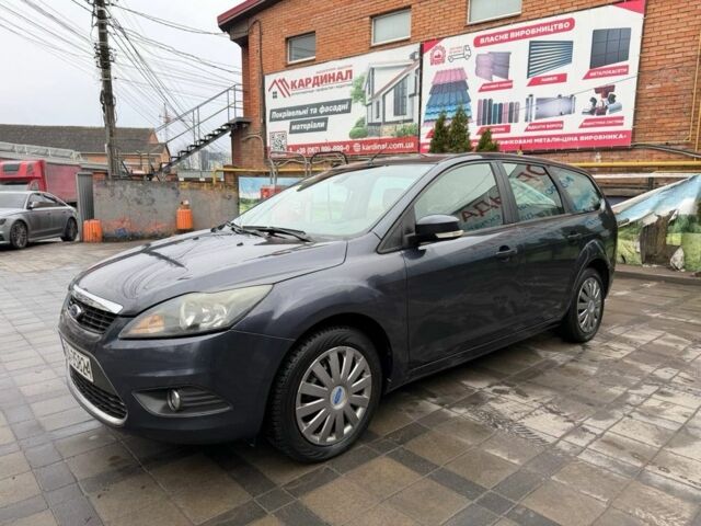 Синий Форд Фокус, объемом двигателя 1.6 л и пробегом 270 тыс. км за 2900 $, фото 2 на Automoto.ua