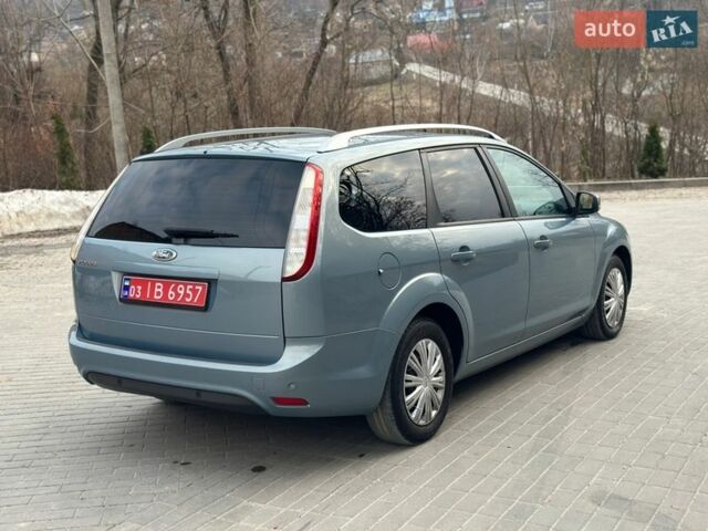 Синій Форд Фокус, об'ємом двигуна 1.6 л та пробігом 209 тис. км за 5400 $, фото 5 на Automoto.ua