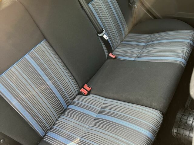 Синий Форд Фокус, объемом двигателя 1.6 л и пробегом 299 тыс. км за 5150 $, фото 12 на Automoto.ua