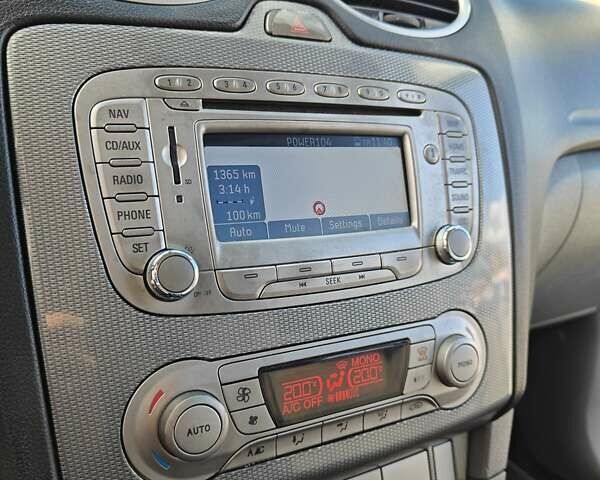 Синий Форд Фокус, объемом двигателя 1.6 л и пробегом 256 тыс. км за 6800 $, фото 46 на Automoto.ua