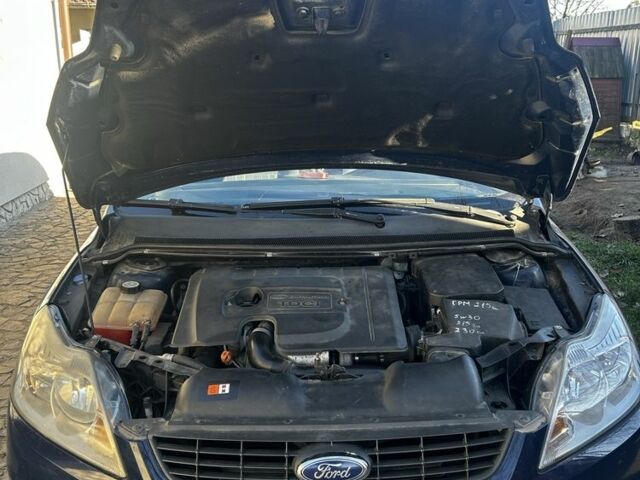 Синий Форд Фокус, объемом двигателя 1.6 л и пробегом 260 тыс. км за 5461 $, фото 3 на Automoto.ua