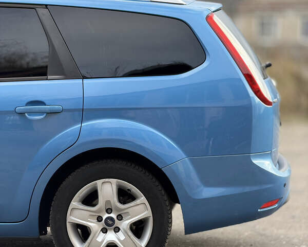 Синий Форд Фокус, объемом двигателя 1.6 л и пробегом 211 тыс. км за 4650 $, фото 8 на Automoto.ua