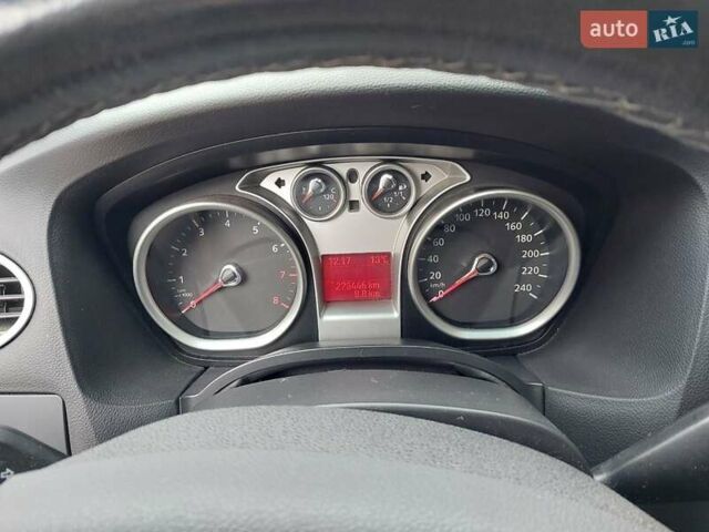 Синій Форд Фокус, об'ємом двигуна 1.8 л та пробігом 229 тис. км за 7300 $, фото 14 на Automoto.ua