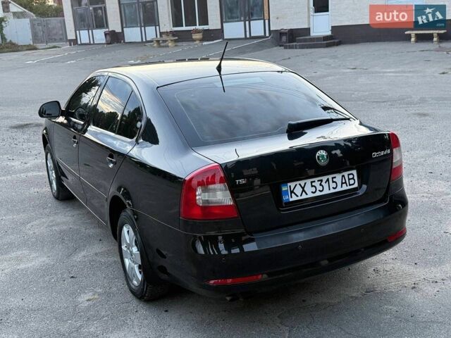 Синий Форд Фокус, объемом двигателя 1.6 л и пробегом 226 тыс. км за 5818 $, фото 6 на Automoto.ua