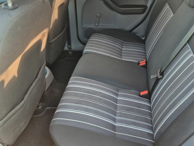 Синий Форд Фокус, объемом двигателя 0 л и пробегом 215 тыс. км за 5650 $, фото 7 на Automoto.ua