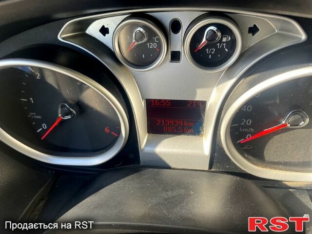 Синий Форд Фокус, объемом двигателя 2 л и пробегом 213 тыс. км за 5500 $, фото 8 на Automoto.ua