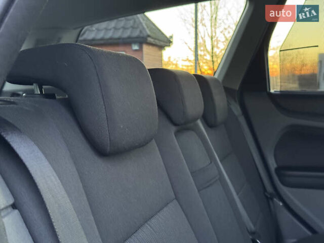 Синій Форд Фокус, об'ємом двигуна 1.6 л та пробігом 197 тис. км за 5999 $, фото 72 на Automoto.ua