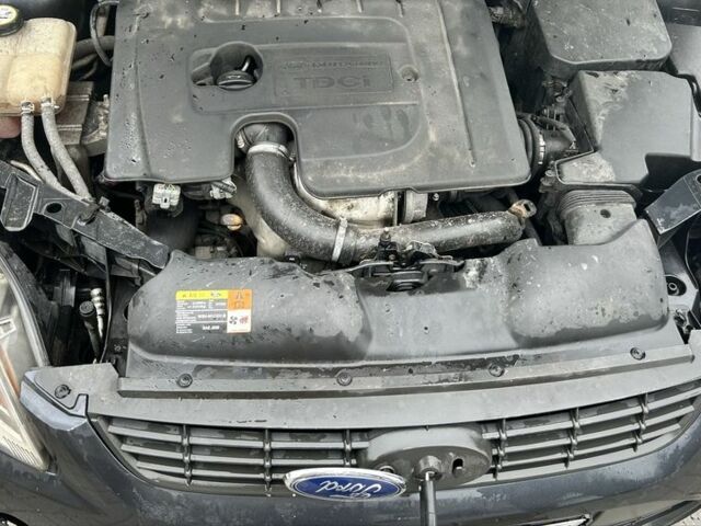 Синій Форд Фокус, об'ємом двигуна 1.6 л та пробігом 350 тис. км за 3000 $, фото 5 на Automoto.ua