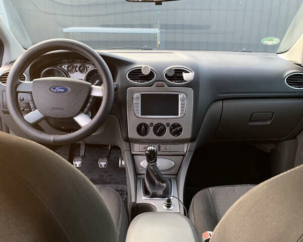 Форд Фокус 2009 у Львові на Automoto.ua Синій Форд Фокус, об'ємом двигуна 1.56 л та пробігом 283 тис. км за 5400 $, фото 7 на Automoto.ua