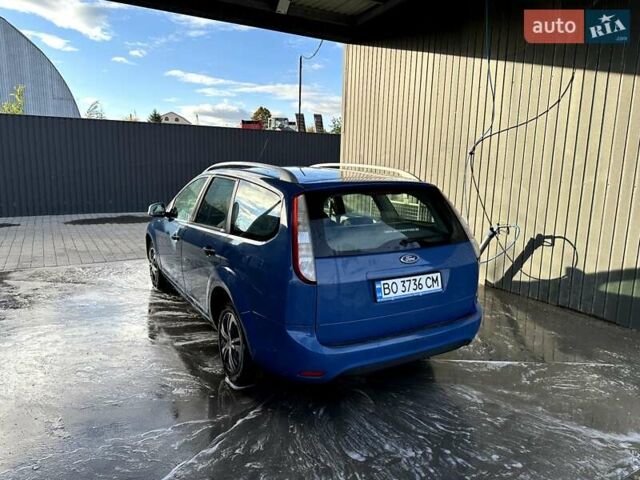 Синій Форд Фокус, об'ємом двигуна 1.6 л та пробігом 272 тис. км за 5500 $, фото 5 на Automoto.ua