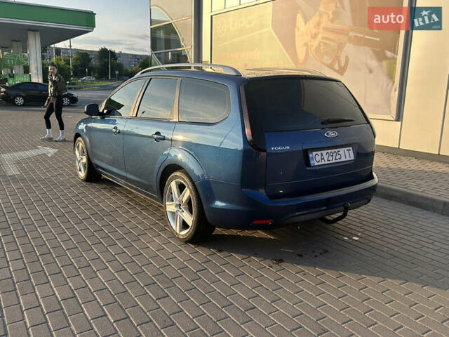 Синій Форд Фокус, об'ємом двигуна 1.6 л та пробігом 286 тис. км за 5600 $, фото 5 на Automoto.ua