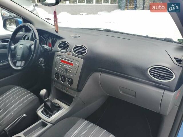 Синий Форд Фокус, объемом двигателя 1.6 л и пробегом 212 тыс. км за 5600 $, фото 29 на Automoto.ua