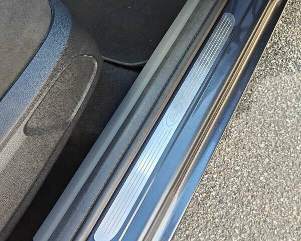 Синий Форд Фокус, объемом двигателя 1.6 л и пробегом 256 тыс. км за 6800 $, фото 20 на Automoto.ua