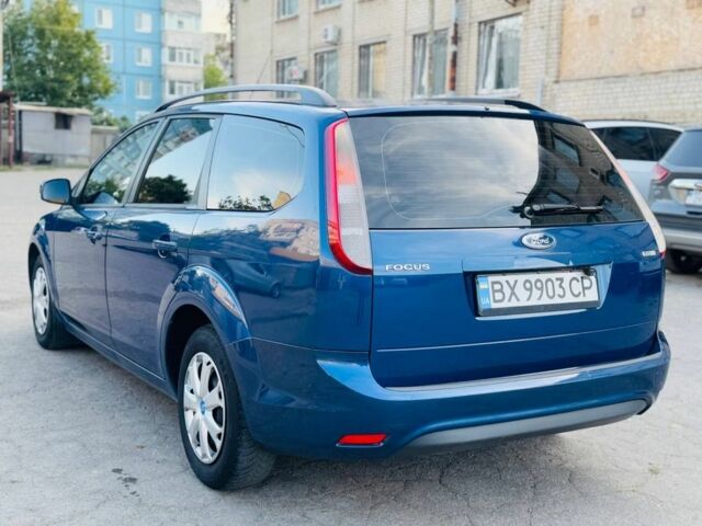 Синий Форд Фокус, объемом двигателя 1.6 л и пробегом 175 тыс. км за 5392 $, фото 1 на Automoto.ua