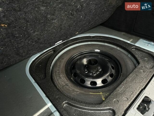 Синій Форд Фокус, об'ємом двигуна 1.6 л та пробігом 209 тис. км за 5400 $, фото 24 на Automoto.ua