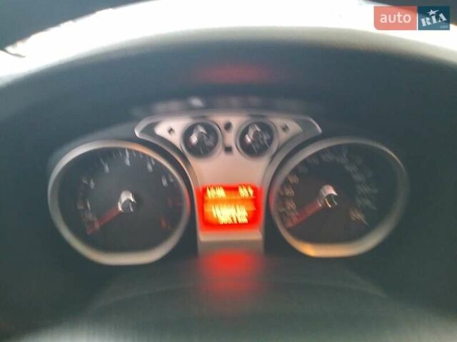 Синій Форд Фокус, об'ємом двигуна 1.4 л та пробігом 187 тис. км за 5500 $, фото 2 на Automoto.ua