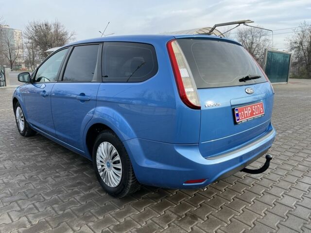 Синий Форд Фокус, объемом двигателя 1.6 л и пробегом 199 тыс. км за 6399 $, фото 3 на Automoto.ua