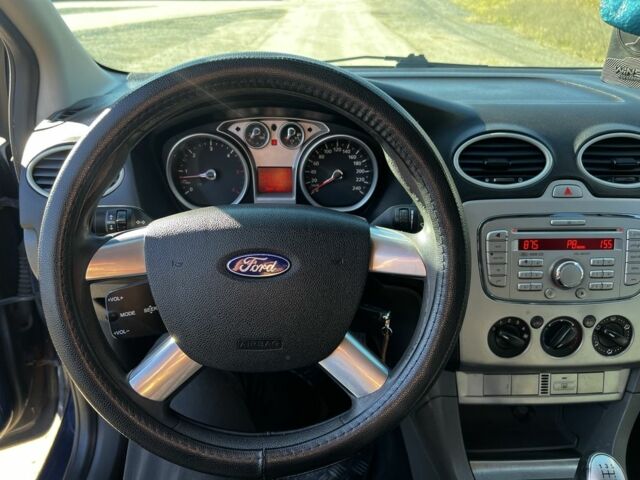 Синий Форд Фокус, объемом двигателя 1.6 л и пробегом 283 тыс. км за 4400 $, фото 7 на Automoto.ua