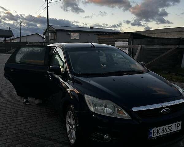 Синий Форд Фокус, объемом двигателя 1.6 л и пробегом 260 тыс. км за 5461 $, фото 5 на Automoto.ua