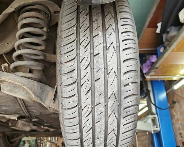 Синий Форд Фокус, объемом двигателя 1.6 л и пробегом 256 тыс. км за 6800 $, фото 65 на Automoto.ua