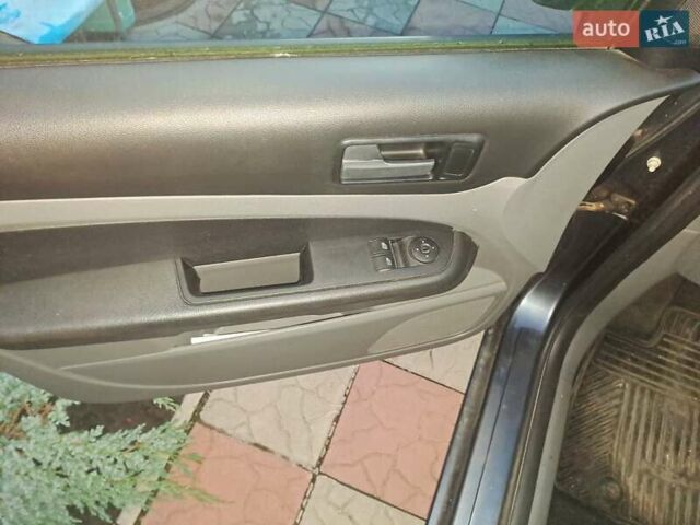 Форд Фокус 2009 у Решетиловке на Automoto.ua Синій Форд Фокус, об'ємом двигуна 1.6 л та пробігом 231 тис. км за 4950 $, фото 7 на Automoto.ua