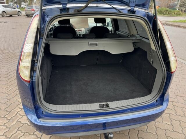 Синий Форд Фокус, объемом двигателя 1.6 л и пробегом 210 тыс. км за 6550 $, фото 15 на Automoto.ua