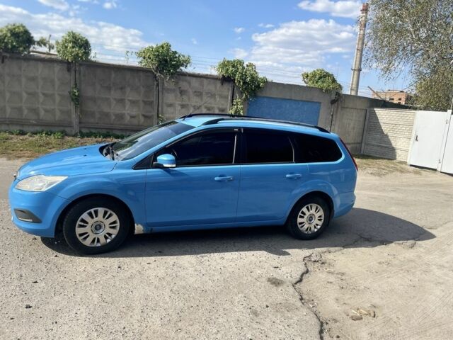 Синій Форд Фокус, об'ємом двигуна 1.6 л та пробігом 233 тис. км за 4650 $, фото 7 на Automoto.ua