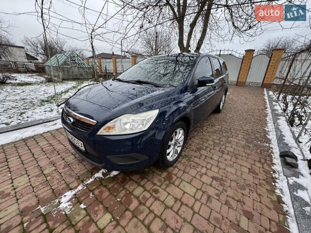 Синій Форд Фокус, об'ємом двигуна 1.6 л та пробігом 318 тис. км за 4600 $, фото 9 на Automoto.ua