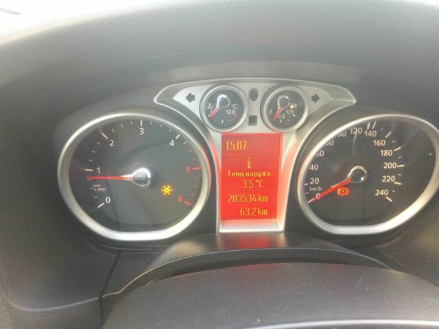 Синий Форд Фокус, объемом двигателя 1.6 л и пробегом 283 тыс. км за 5461 $, фото 12 на Automoto.ua