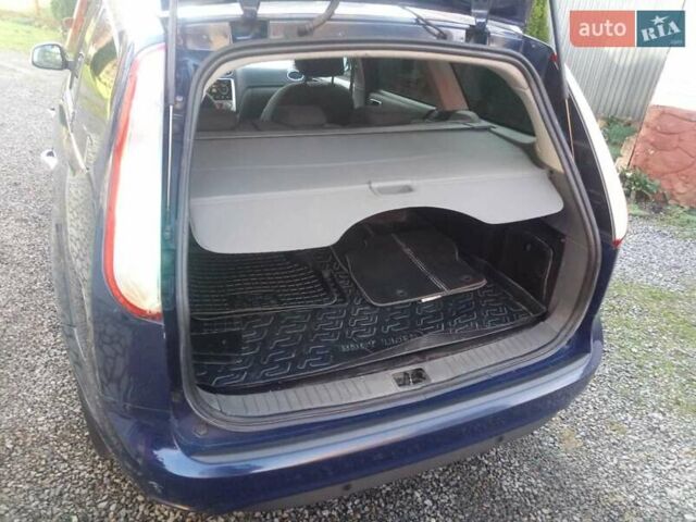 Синій Форд Фокус, об'ємом двигуна 1.6 л та пробігом 283 тис. км за 5461 $, фото 6 на Automoto.ua